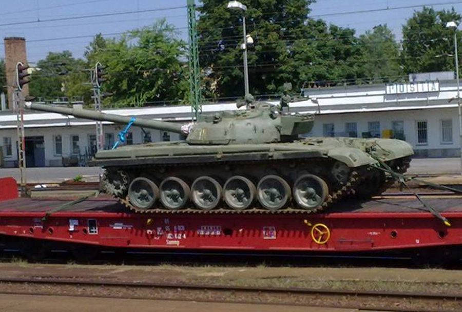 Madžarski tank T-72 na poti v Ukrajino