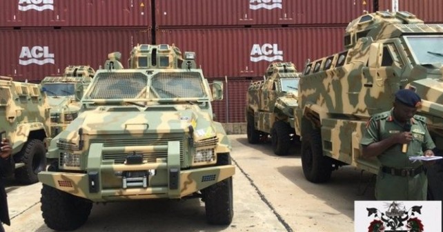 MRAP typhoon 4x4 in oklepnik spartan 4x4