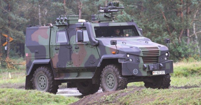 Lahko oklepno vozilo eagle V 4x4