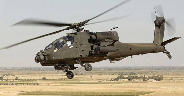 Helikopter AH-64 apache