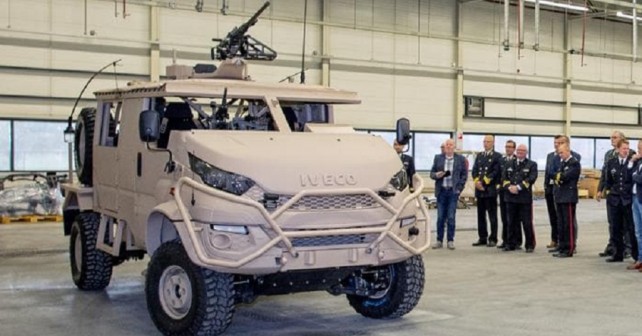 Nizozemsko taktično vozilo DMV anaconda 4×4