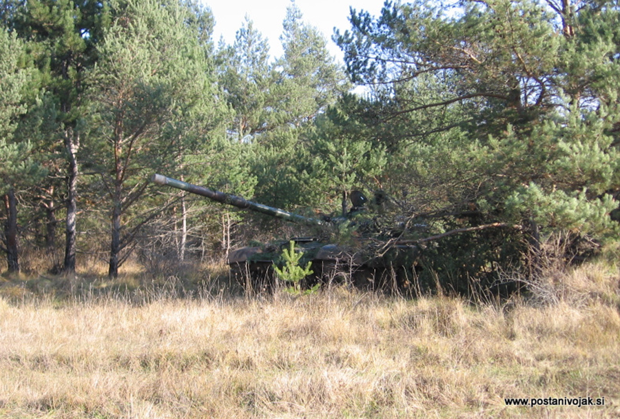 Slovenska vojska - tank M-84