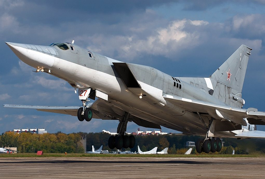 ruski bombnik Tu-22M3 backfire
