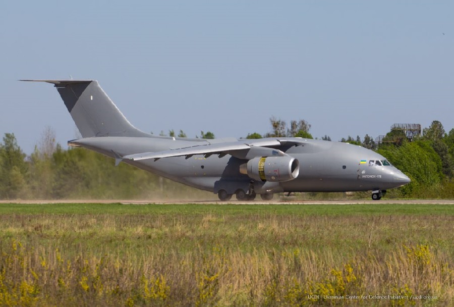 Transportno vojaško letalo An-178